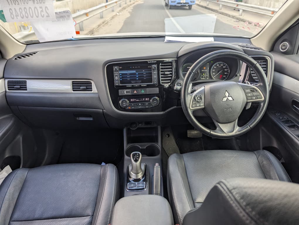 Mitsubishi Outlander for Sale in Tanzania