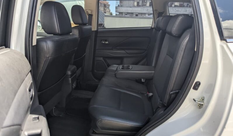 
								Mitsubishi Outlander for Sale in Tanzania full									