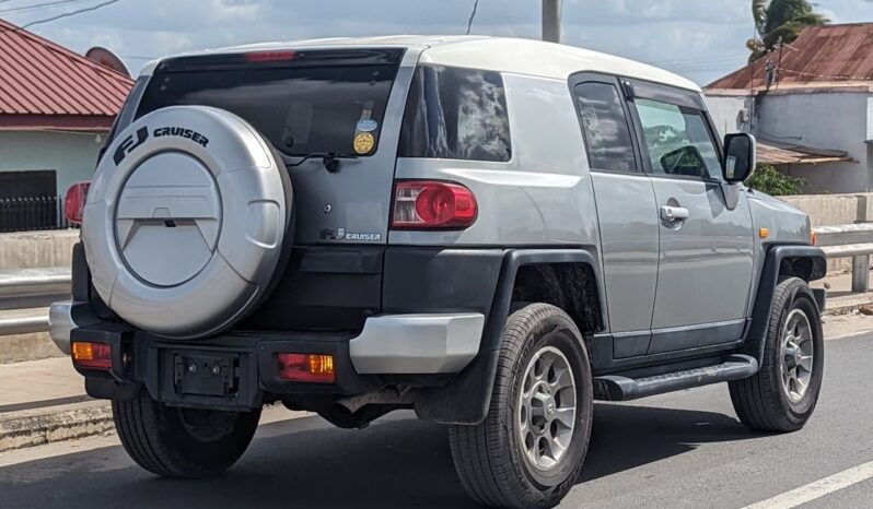 
								Toyota FJ cruiser for sale in Tanzania full									