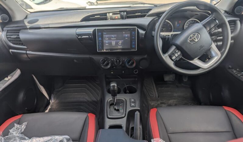 
								Toyota Hilux New model for sale full									