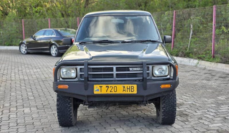 
								Toyota Hilux pick up for sale full									