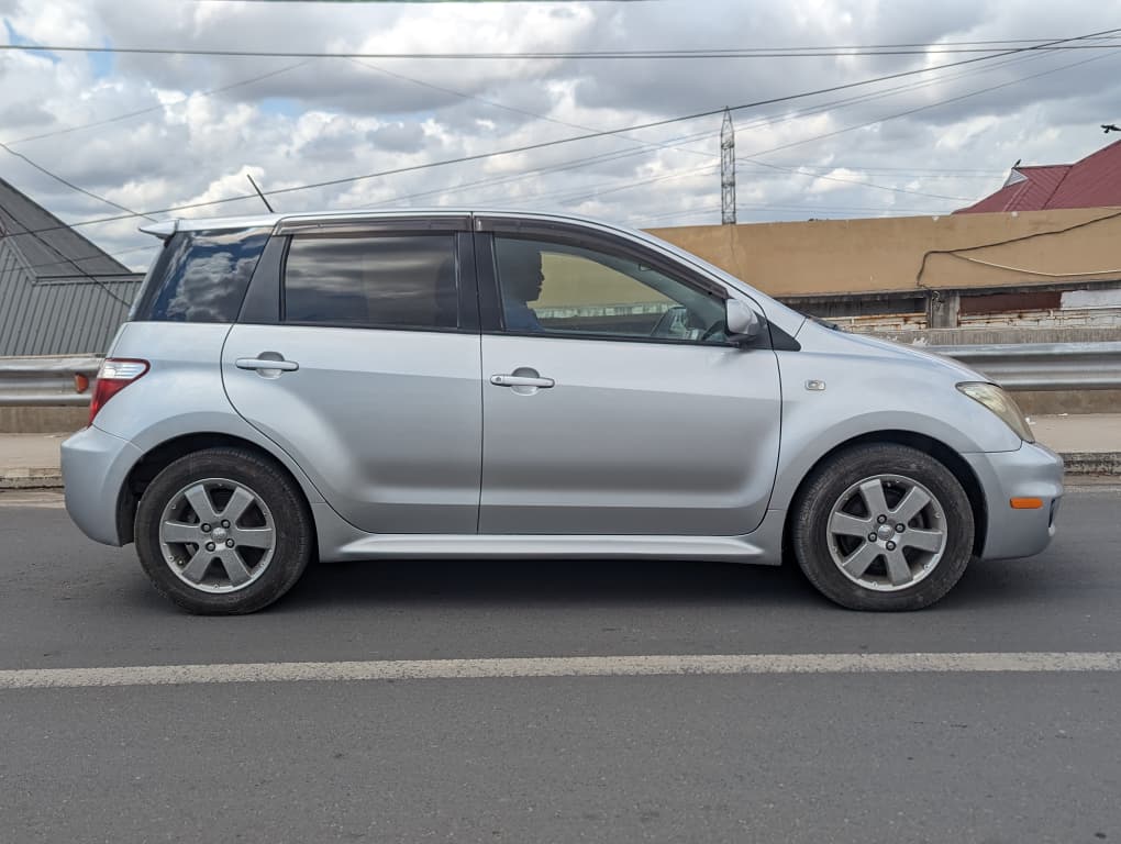 Toyota IST for sale in Dar es Salaam