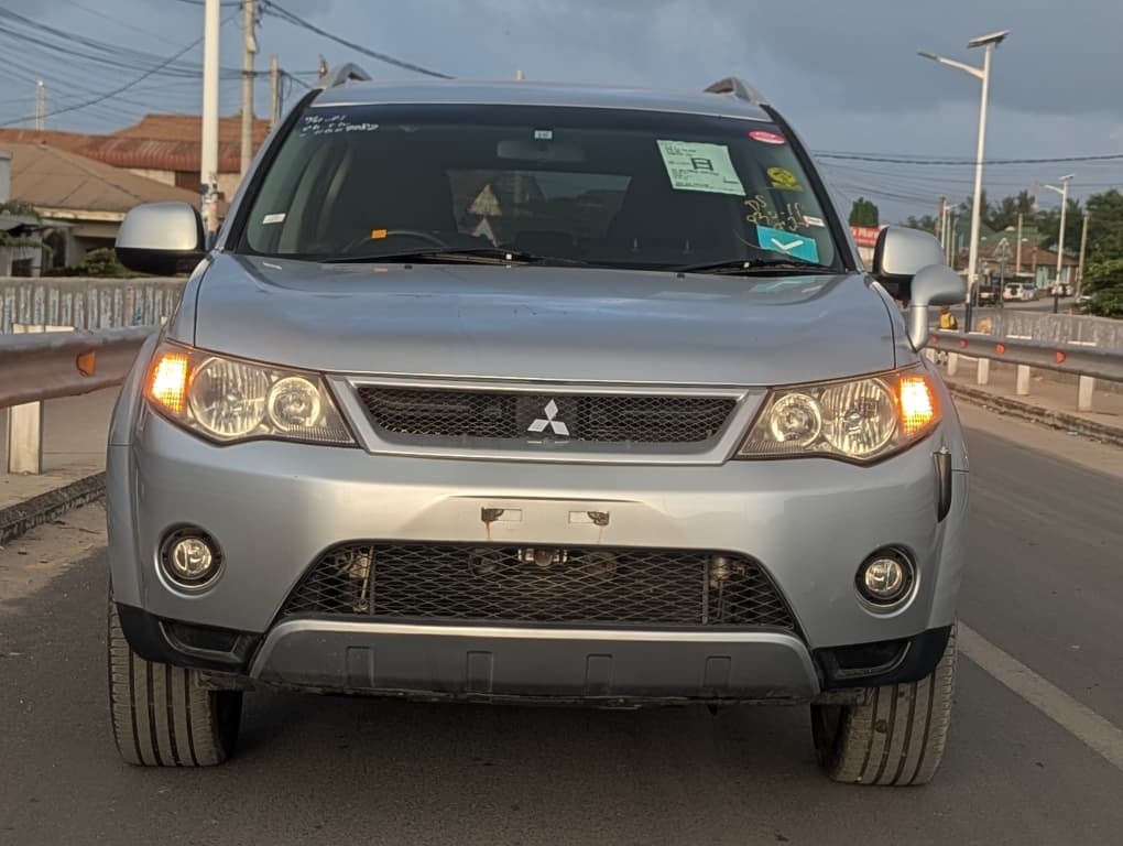 Mitsubishi Outlander for sale Dar es salaam