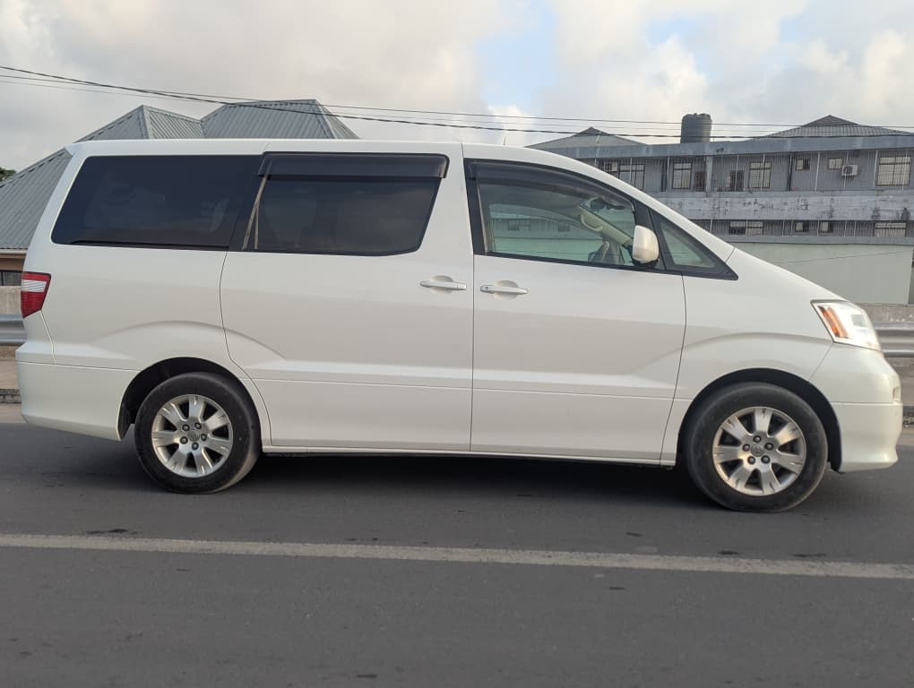 Toyota Alphard in Dar es Salaam