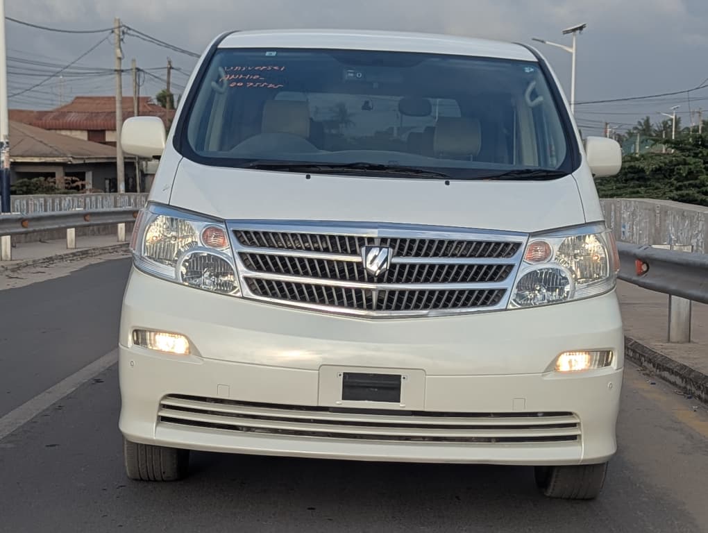 Toyota Alphard in Dar es Salaam