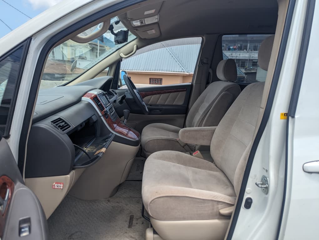 Toyota Alphard old model for sale in Dar Es Salaam