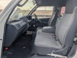 
										Toyota Hiace old model price full									