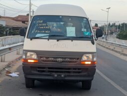 
										Toyota Hiace old model price full									