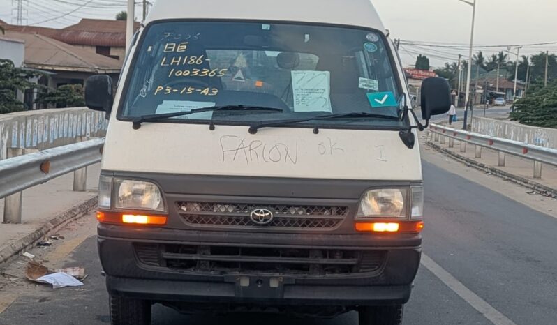 
								Toyota Hiace old model price full									