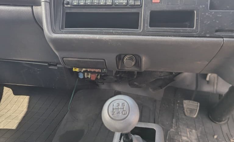 
								Toyota Hiace for sale in tanzania full									