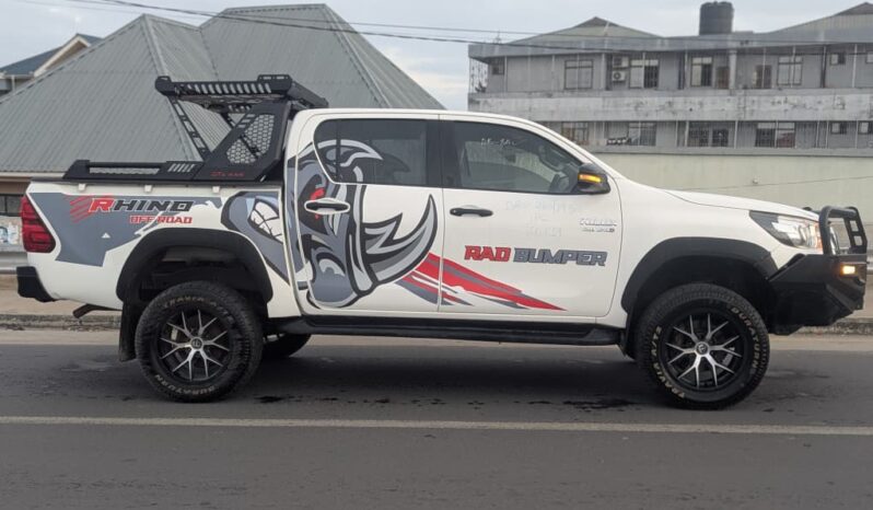 
								Toyota Hilux for sale in Tanzania full									