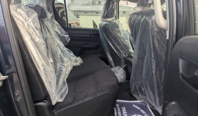 
								Toyota Hilux new model for sale Dar es salaam full									