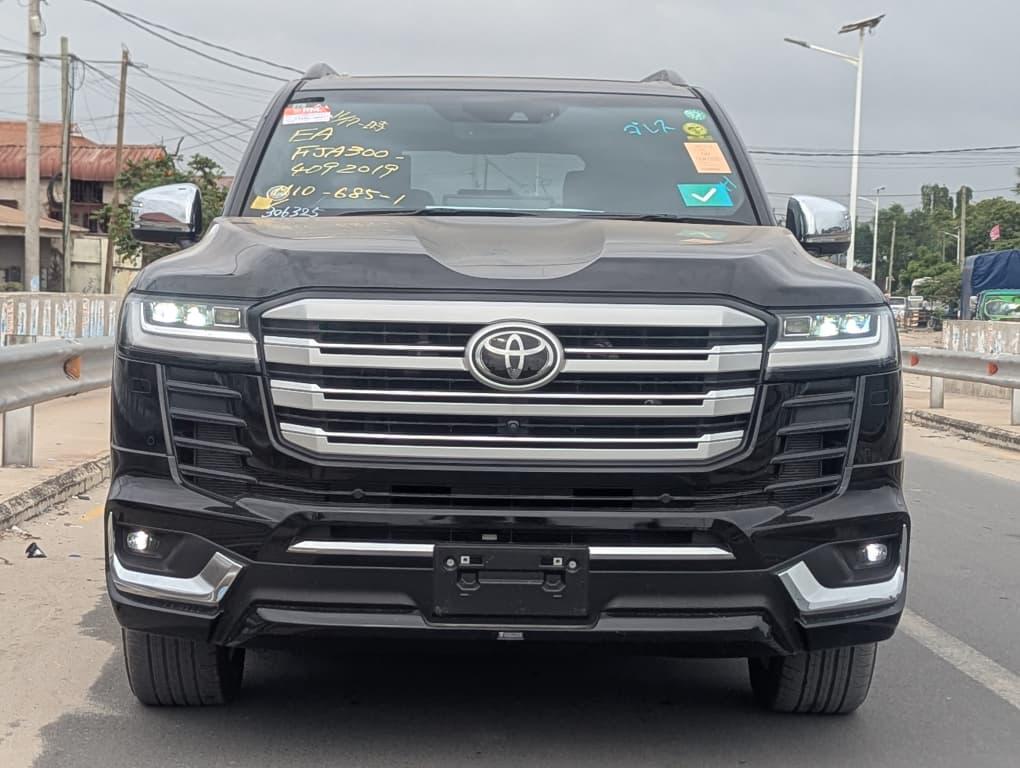 Toyota Land Cruiser 300 ZX cars for sale in Tanzania