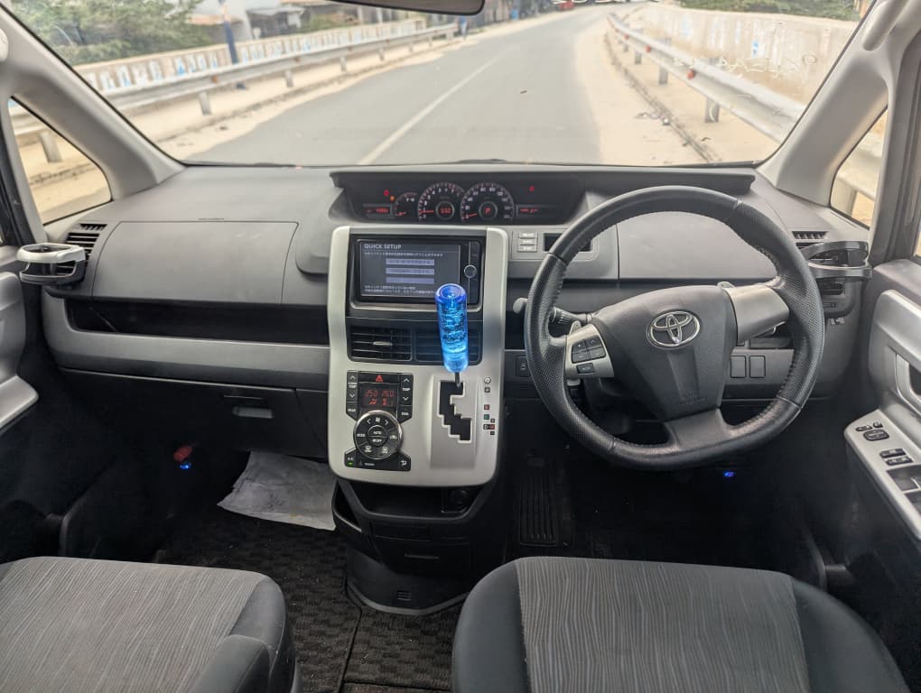 Toyota Noah new model price in tanzania