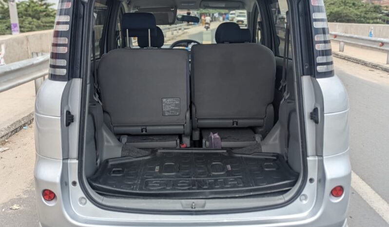 
								Toyota Sienta old model for sale full									