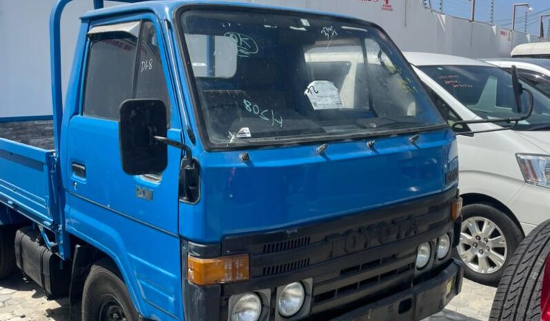 
								Toyota Dyna truck for sale Dar es salaam full									