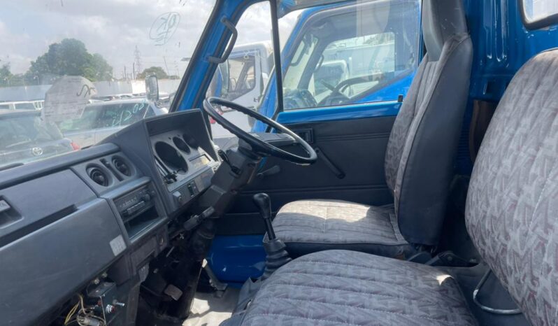 
								Toyota Dyna truck for sale Dar es salaam full									