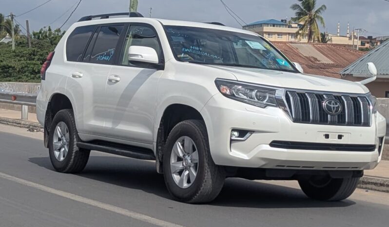 
								Toyota Land Cruiser Prado TRJ150W for Sale Dar es Salaam full									