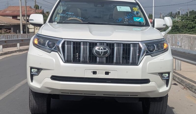 
								Toyota Land Cruiser Prado TRJ150W for Sale Dar es Salaam full									