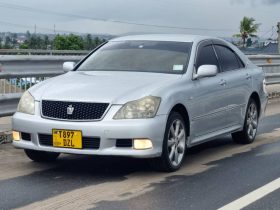 Toyota Crown Athlete for sale