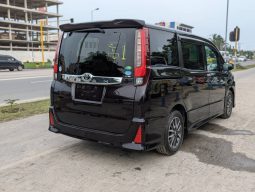 
Toyota Noah Hybrid for sale full									