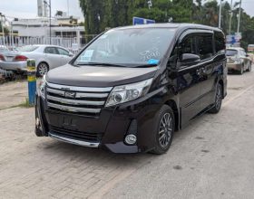 Toyota Noah Hybrid for sale