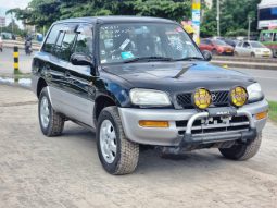 
Toyota Rav4 for sale dar es salaam full									