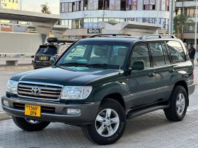 Toyota Land Cruiser XV