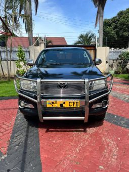 
Toyota Hilux double cabin full									