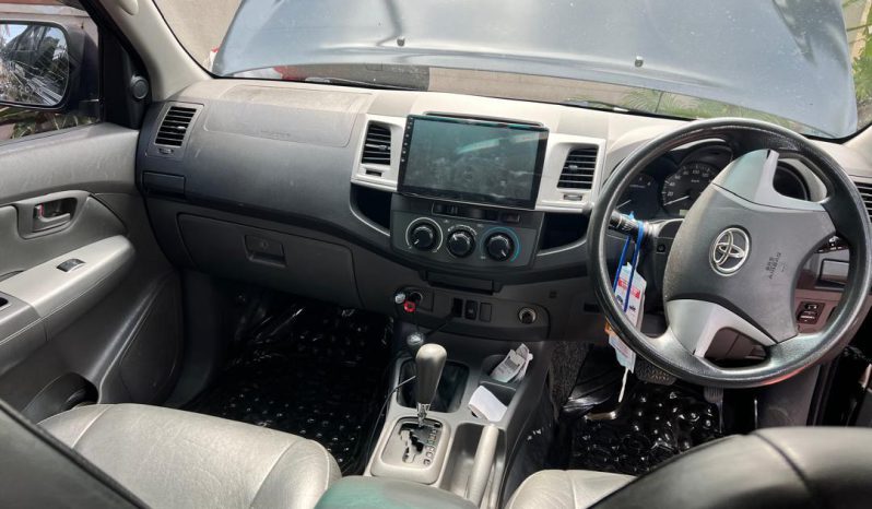 
Toyota Hilux double cabin full									