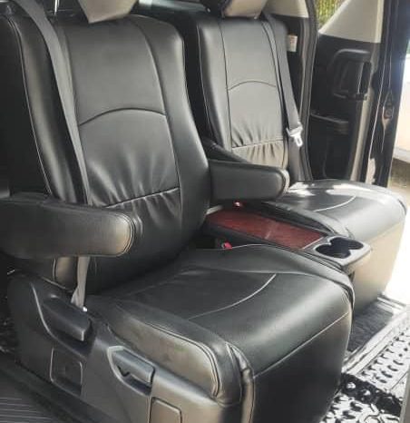 
Toyota Vellfire full									