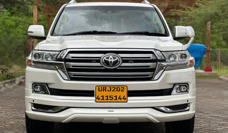 
Toyota landcruiser VX V8 full									