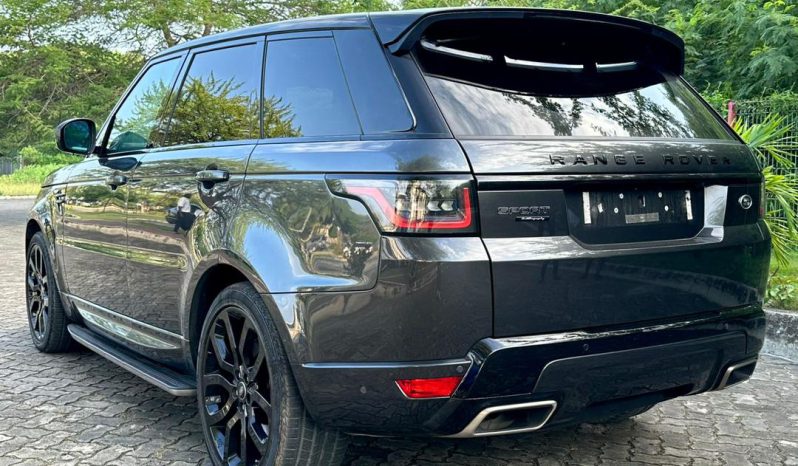 
Range Rover Sport full									