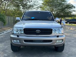 
Toyota Land cruiser VX full									