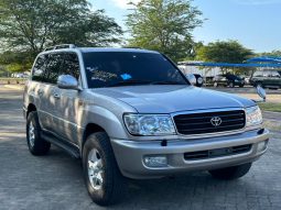 
Toyota Land cruiser VX full									