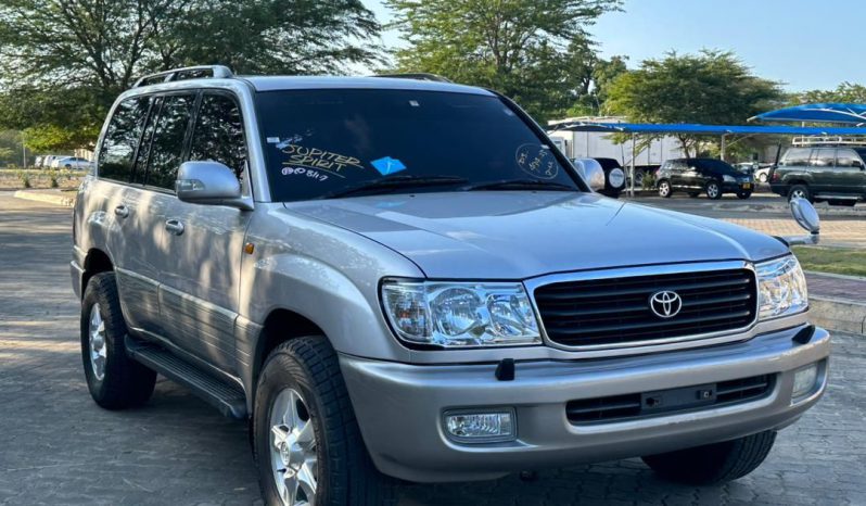 
Toyota Land cruiser VX full									