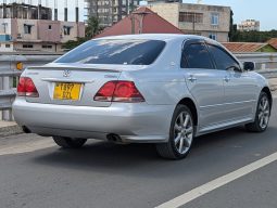 
Toyota Crown Athlete full									