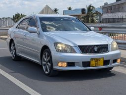 
Toyota Crown Athlete full									