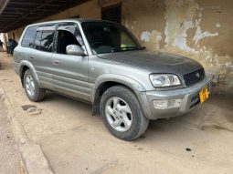 
Toyota Rav 4 full									