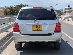 
Toyota Kluger for sale Dar es salaam full									