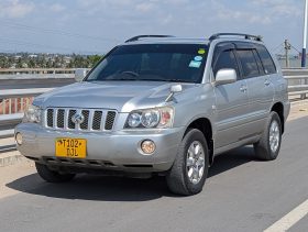 Toyota Kluger for sale Dar es salaam