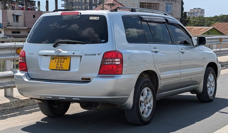 
Toyota Kluger for sale Dar es salaam full									