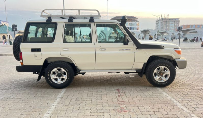 
toyota land cruiser hardtop for sale full									