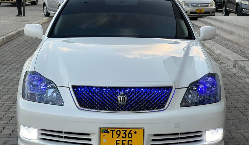 
used toyota crown athlete for sale in dar es salaam full									