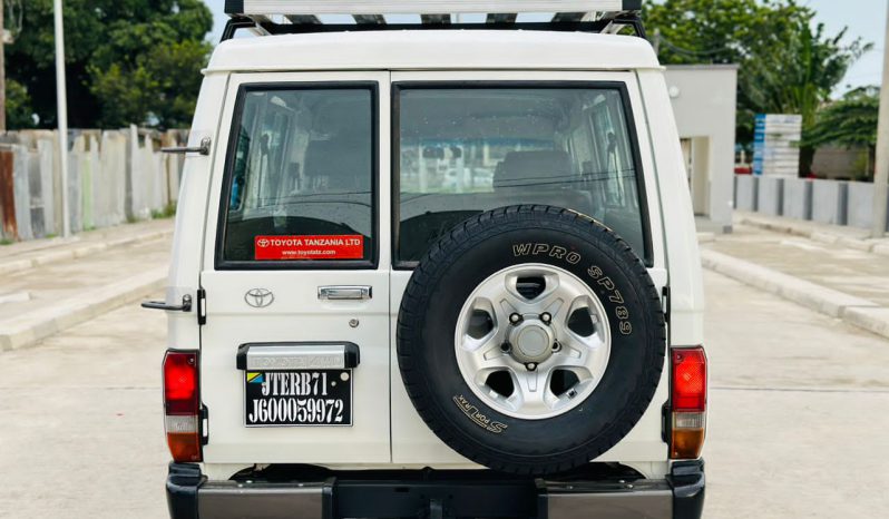 
toyota land cruiser hardtop in tanzania full									