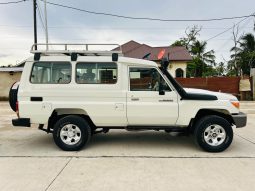 
toyota land cruiser hardtop in tanzania full									