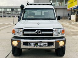 
toyota land cruiser hardtop in tanzania full									