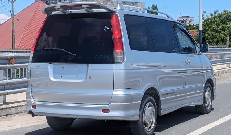 
Toyota Noah for sale in Dar es salaam full									