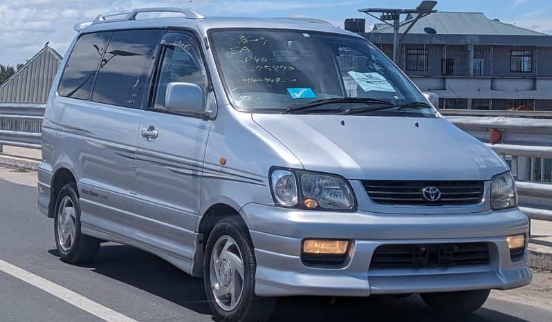 
Toyota Noah for sale in Dar es salaam full									